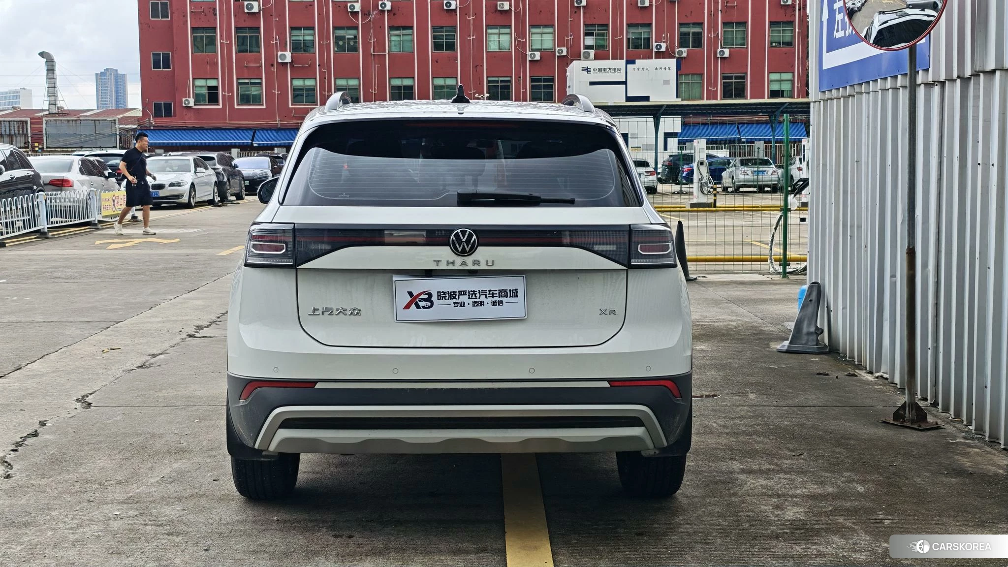 Volkswagen Tharu 2024 Белый из Китая, фото 2
