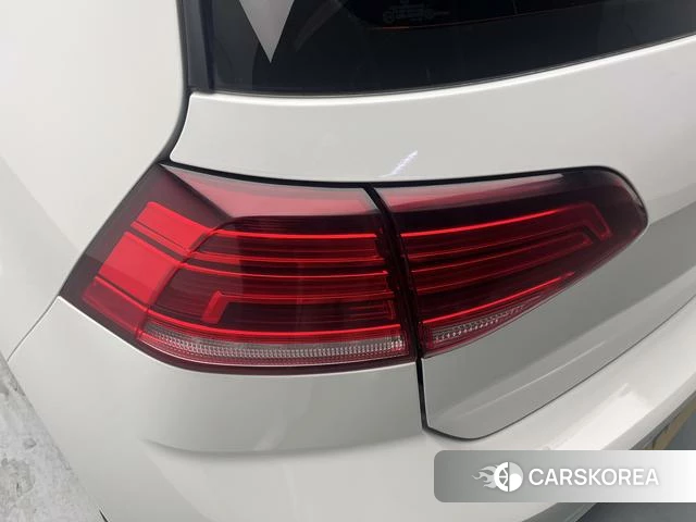 Volkswagen Golf 2020 Белый из Китая, фото 2