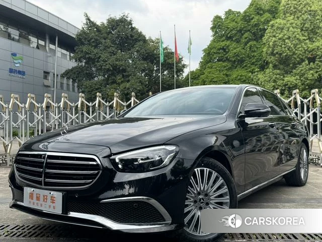 Mercedes-Benz E-Class 2023 Черный из Китая, фото 2