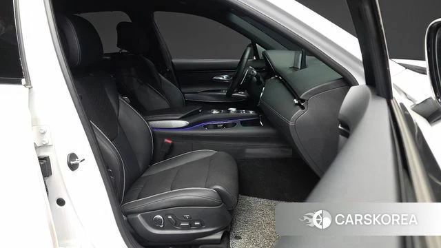 Genesis GV70 2022 Белый из Кореи, фото 2