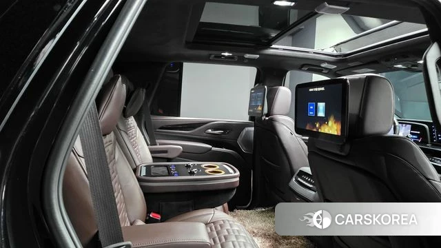 Cadillac Escalade 5th Generation 2024 Черный из Кореи, фото 2