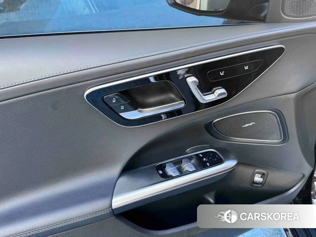 Mercedes-Benz C-class 2022 Черный из Китая, фото 2