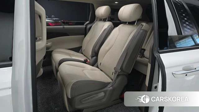 Kia The New Carnival 4th Generation 2025 Белый из Кореи, фото 2