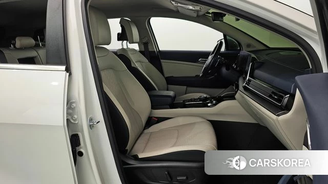 Kia Sportage 5th Generation 2022 Белый из Кореи, фото 2