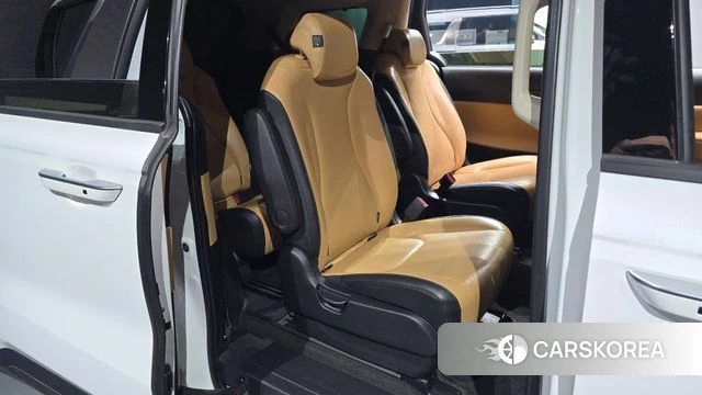 Kia Carnival 4th generation 2023 Белый из Кореи, фото 2