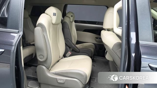 Kia Carnival 4th generation 2022 Серый из Кореи, фото 2