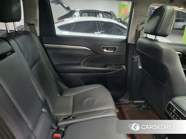 Toyota Highlander 2021 Белый из Китая, фото 2