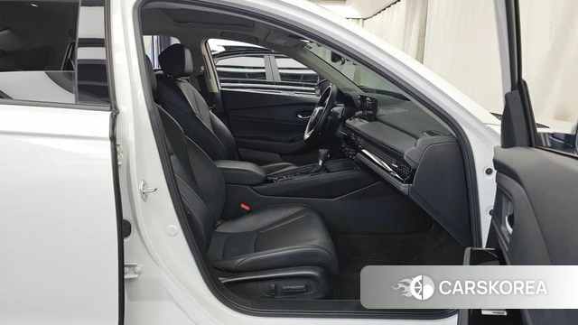 Honda Accord 11th Generation 2024 Белый из Кореи, фото 2