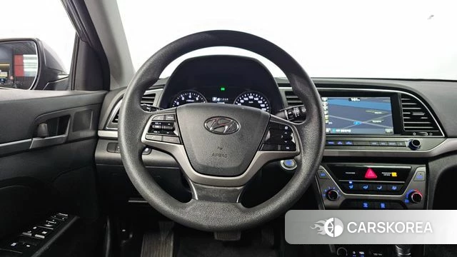 Hyundai Avante AD 2018 Серый из Кореи, фото 2