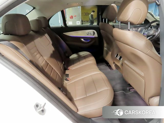Mercedes-Benz E-Class W213 2020 Белый из Кореи, фото 2