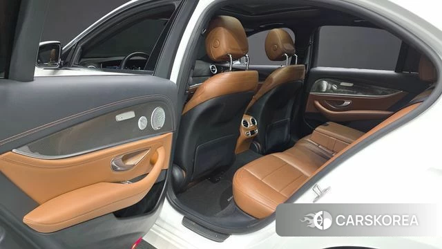 Mercedes-Benz E-Class W213 2020 Белый из Кореи, фото 2