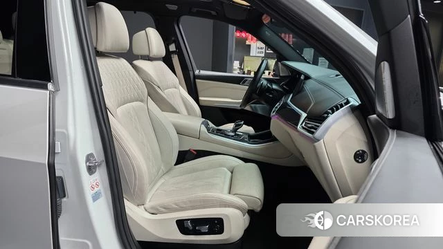 BMW X5 (G05) 2022 Белый из Кореи, фото 2