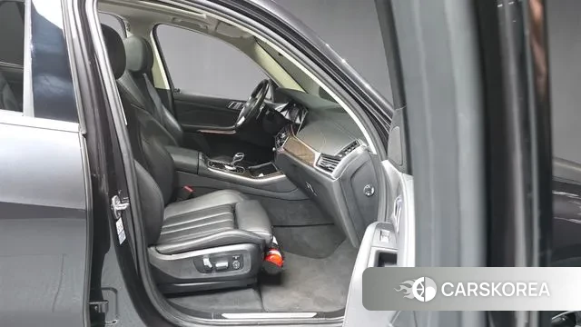 BMW X5 (G05) 2021 Серый из Кореи, фото 2