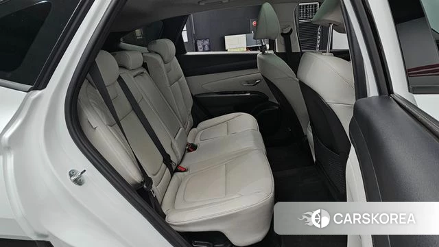 Hyundai The New Tucson Hybrid (NX4) 2024 Белый из Кореи, фото 2