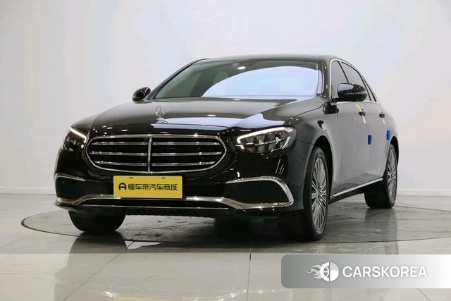 Mercedes-Benz E-Class 2022 Черный из Китая, фото 2