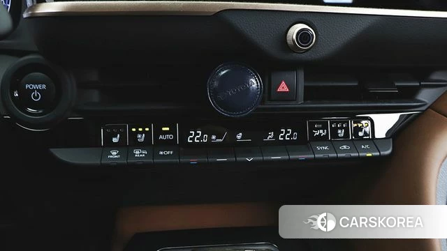 Toyota Crown Crossover 2024 Белый из Кореи, фото 2