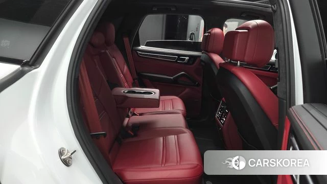 Porsche Cayenne (PO536) 2023 Белый из Кореи, фото 2