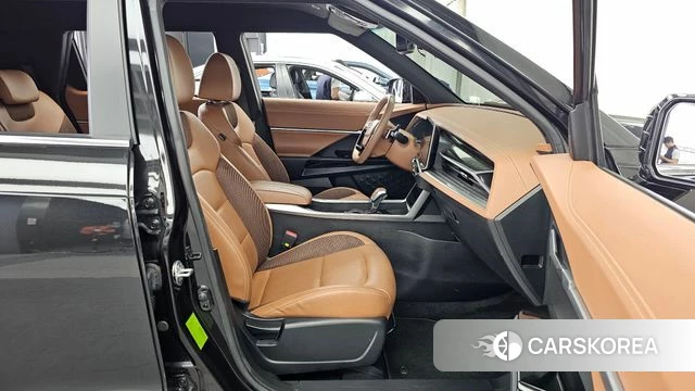 Ssangyong Torres 2022 Черный из Кореи, фото 2
