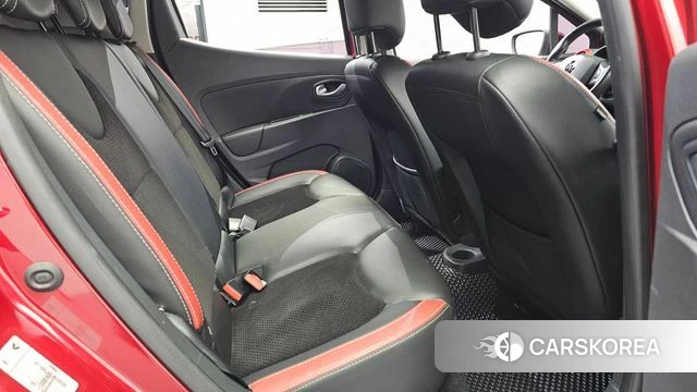 Renault Korea (Samsung) Clio 2018 Красный из Кореи, фото 2