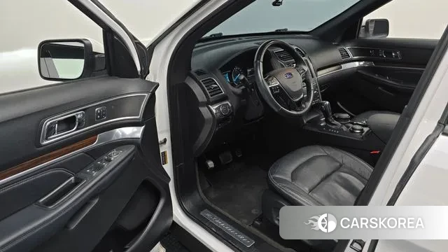 Ford Explorer 2018 Белый из Кореи, фото 2