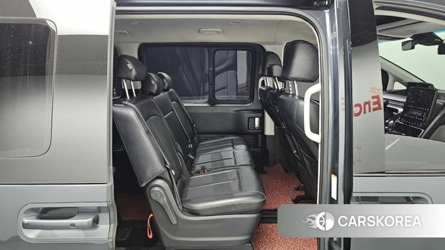 Hyundai Staria 2021 Серый из Кореи, фото 2