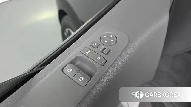 Hyundai Staria 2024 Черный из Кореи, фото 2