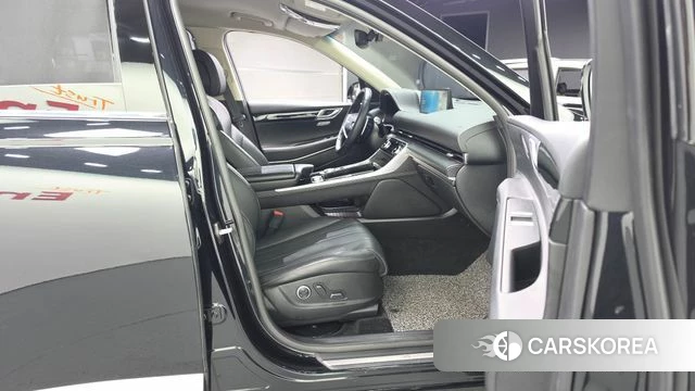 Genesis GV80 2022 Черный из Кореи, фото 2