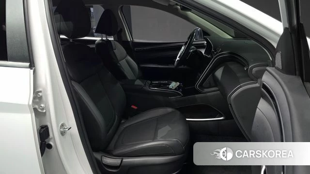 Hyundai Tucson (NX4) 2021 Белый из Кореи, фото 2