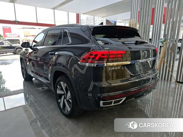 Volkswagen Teramont 2021 Черный из Китая, фото 2