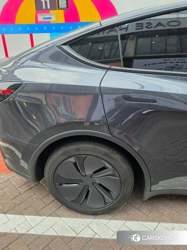Tesla Model Y 2026 Серый из Кореи, фото 2