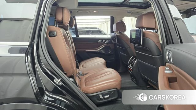 BMW X7 (G07) 2021 Черный из Кореи, фото 2