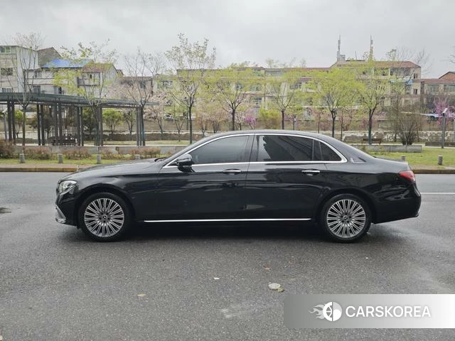 Mercedes-Benz E-Class 2021 Черный из Китая, фото 2