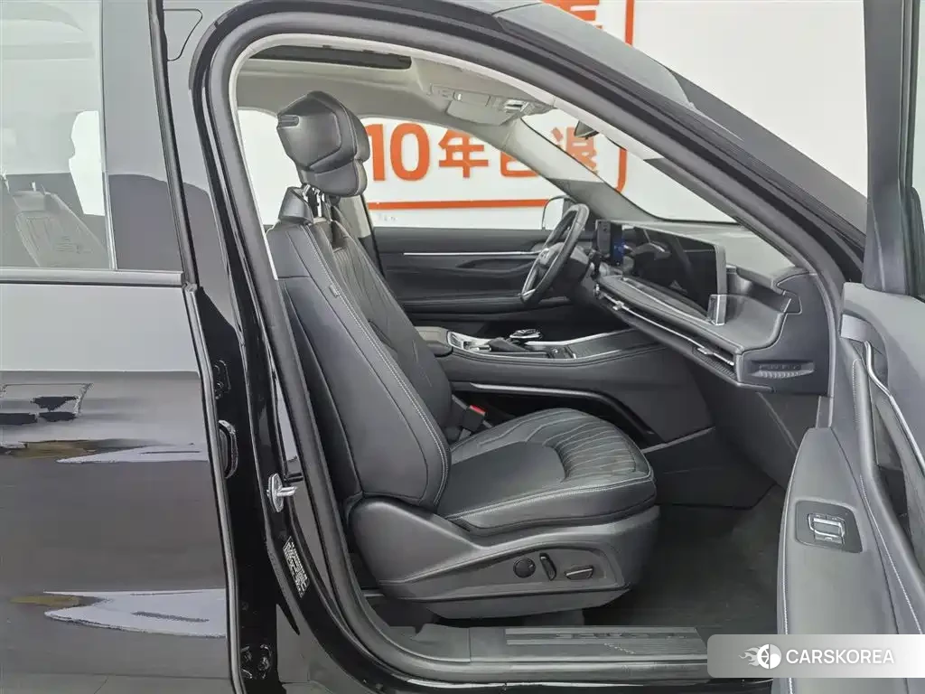 Ford Edge 2025 Черный из Китая, фото 2