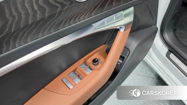 Audi A6 (C8) 2020 Белый из Кореи, фото 2