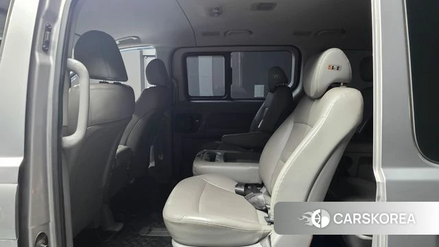 Hyundai The New Grand Starex 2019 Серебряный из Кореи, фото 2