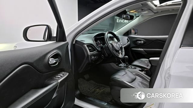 Jeep Cherokee (KL) 2021 Белый из Кореи, фото 2
