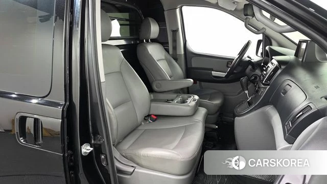 Hyundai The New Grand Starex 2020 Черный из Кореи, фото 2