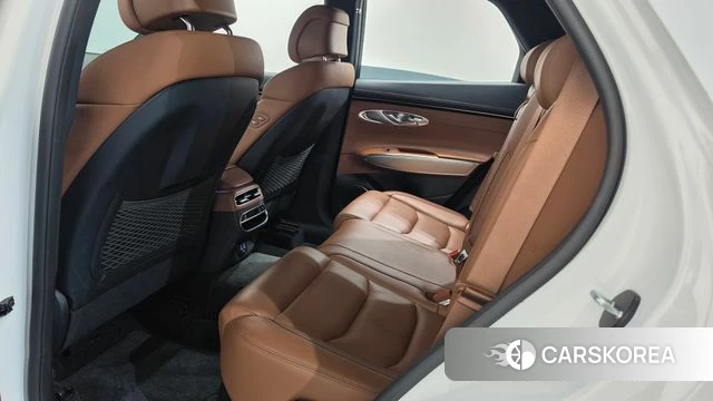 Genesis GV70 2023 Белый из Кореи, фото 2
