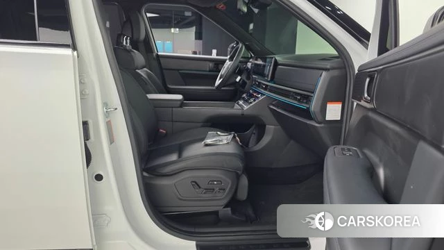 Hyundai Santa Fe (MX5) 2024 Белый из Кореи, фото 2