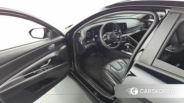 Hyundai Avante (CN7) 2021 Черный из Кореи, фото 2