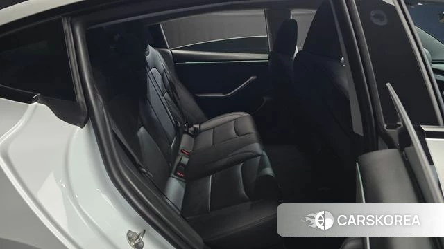 Tesla Model 3 2024 Белый из Кореи, фото 2