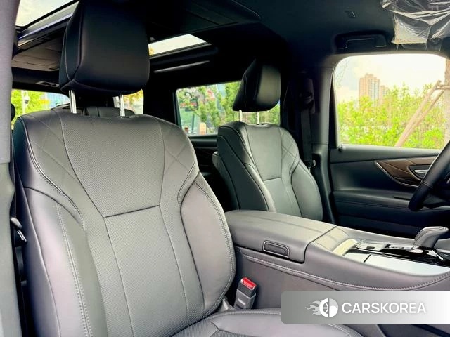 Toyota Vellfire 2026 Черный из Китая, фото 2