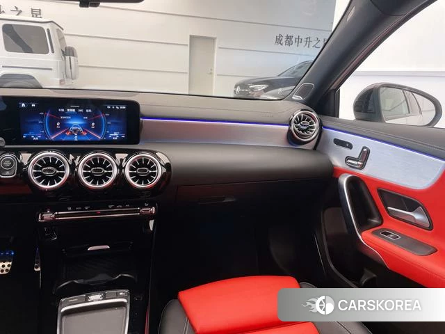 Mercedes-Benz AMG A-Class 2025 Белый из Китая, фото 2