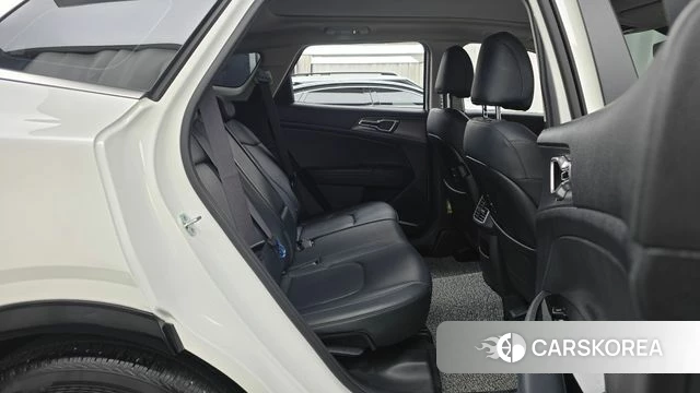 Kia Sportage 5th Generation 2022 Белый из Кореи, фото 2