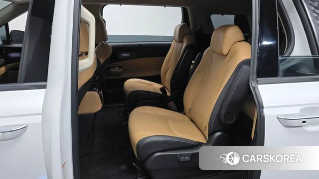 Kia Carnival 4th generation 2022 Белый из Кореи, фото 2