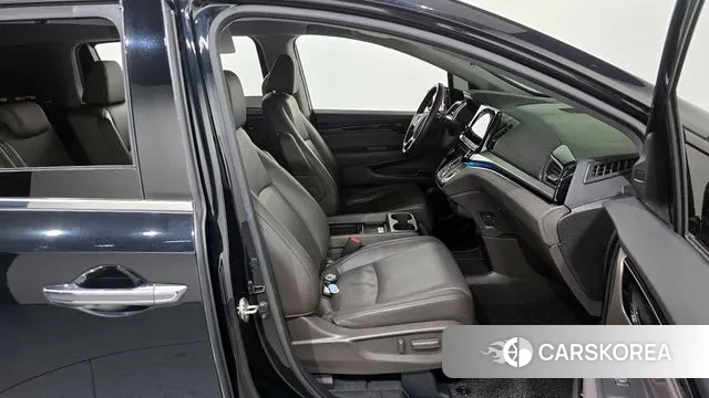 Honda Odyssey 2019 Черный из Кореи, фото 2
