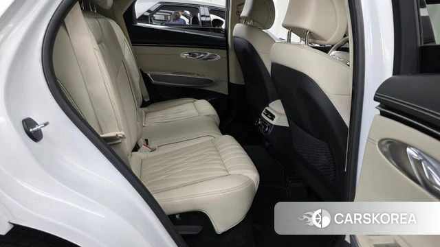 Genesis GV70 2023 Белый из Кореи, фото 2