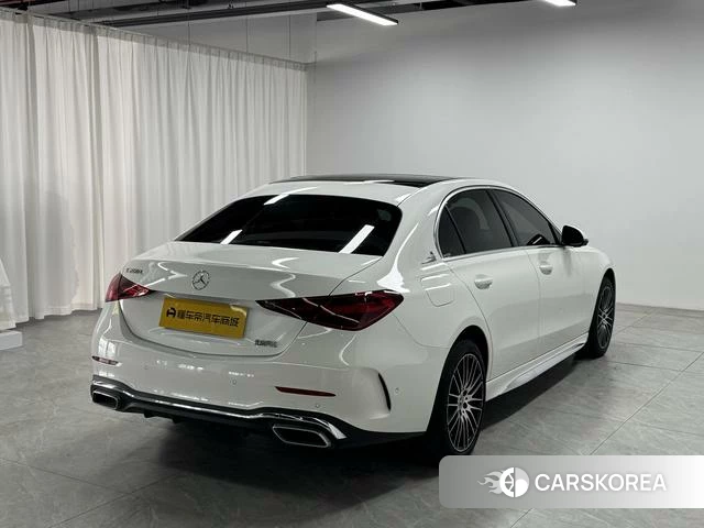 Mercedes-Benz C-class 2024 Белый из Китая, фото 2