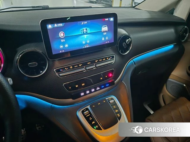 Mercedes-Benz V-Class 2023 Черный из Кореи, фото 2