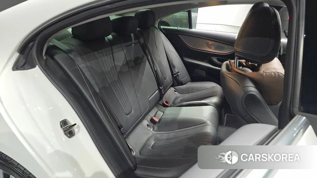Mercedes-Benz CLS-Class C257 2018 Белый из Кореи, фото 2